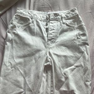 White Oversized Ripped Jeans *Forever 21*